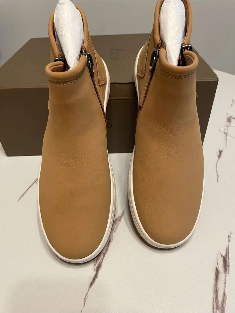 Paolo Glen Unisex Tan Chukka Boots with White Sole New in Box Sz 5M